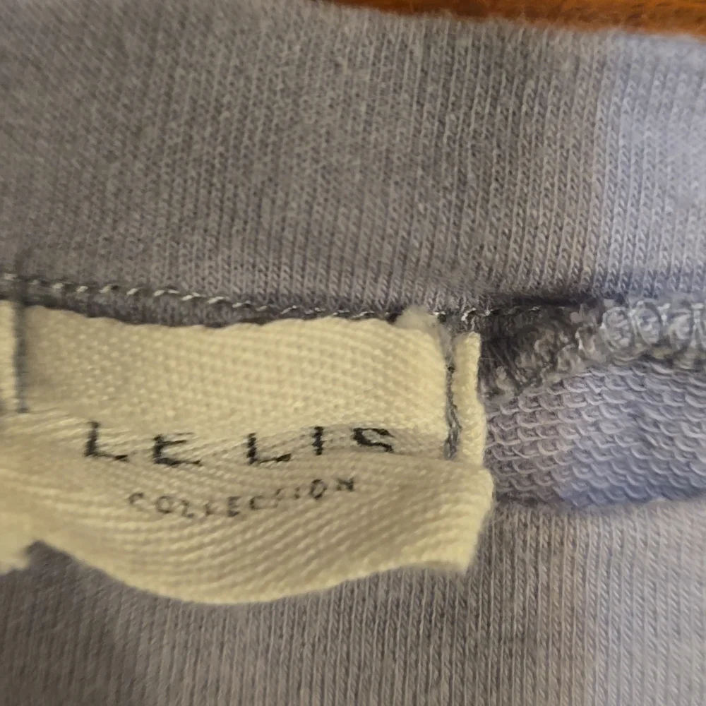 Le Lis Cropped top long sleeve - Picture 2 of 2